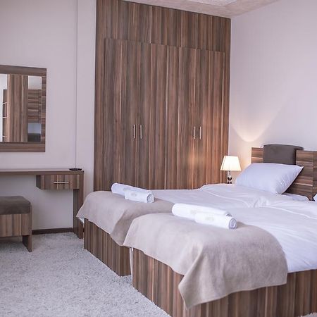 Hotel Semitronix Peja Kültér fotó